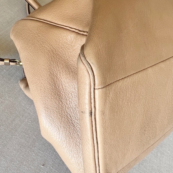 Coach Beige Leather Purse - Picture 9 of 16